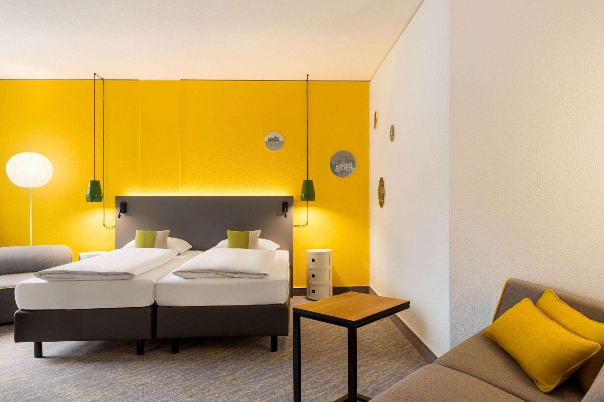 Vienna House Easy By Wyndham Coburg Hotel Екстериор снимка