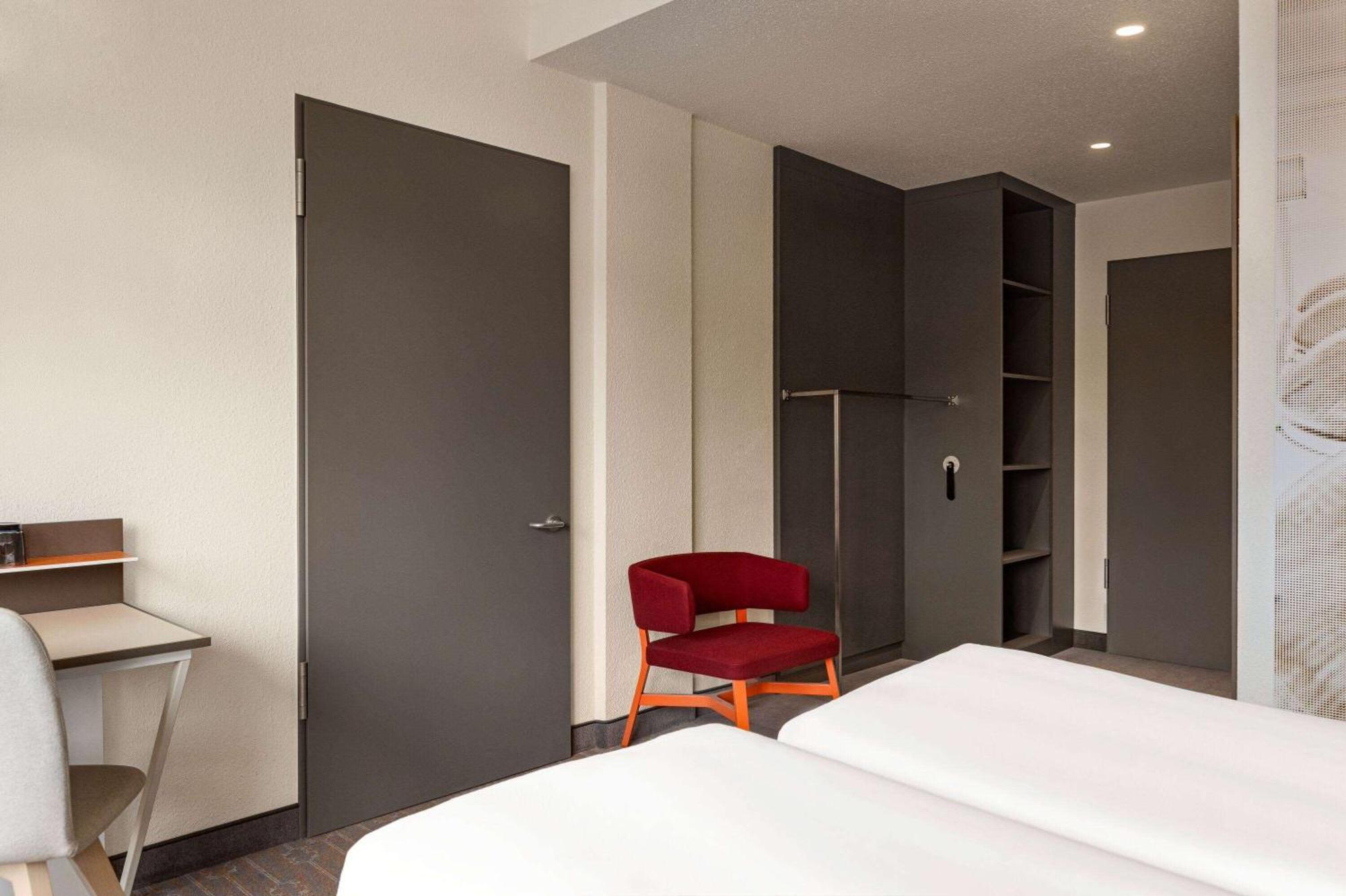 Vienna House Easy By Wyndham Coburg Hotel Екстериор снимка